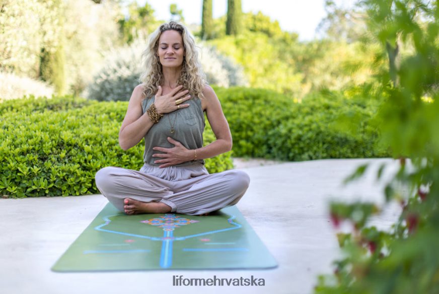 HPT6H1 Liforme pažljiva vrtna prostirka za jogu maslinasto/cvjetno prostirke za jogu